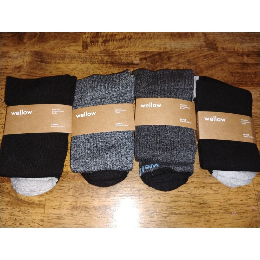 NEW Wellow Premium Compression Socks Large (LOT OF 4)